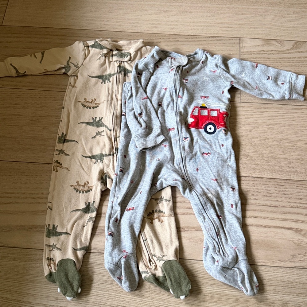 Carter's Kids Pajamas - Tan and Gray